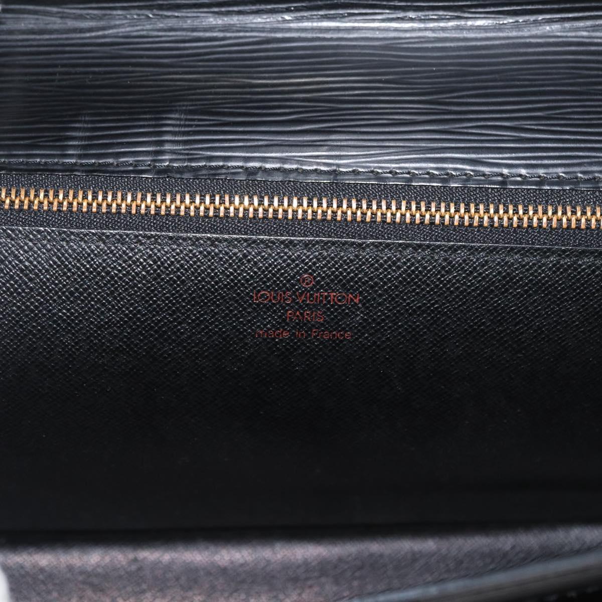 LOUIS VUITTON Epi Serie Dragonne Clutch Bag Black Noir M52612 LV Auth LNZ734