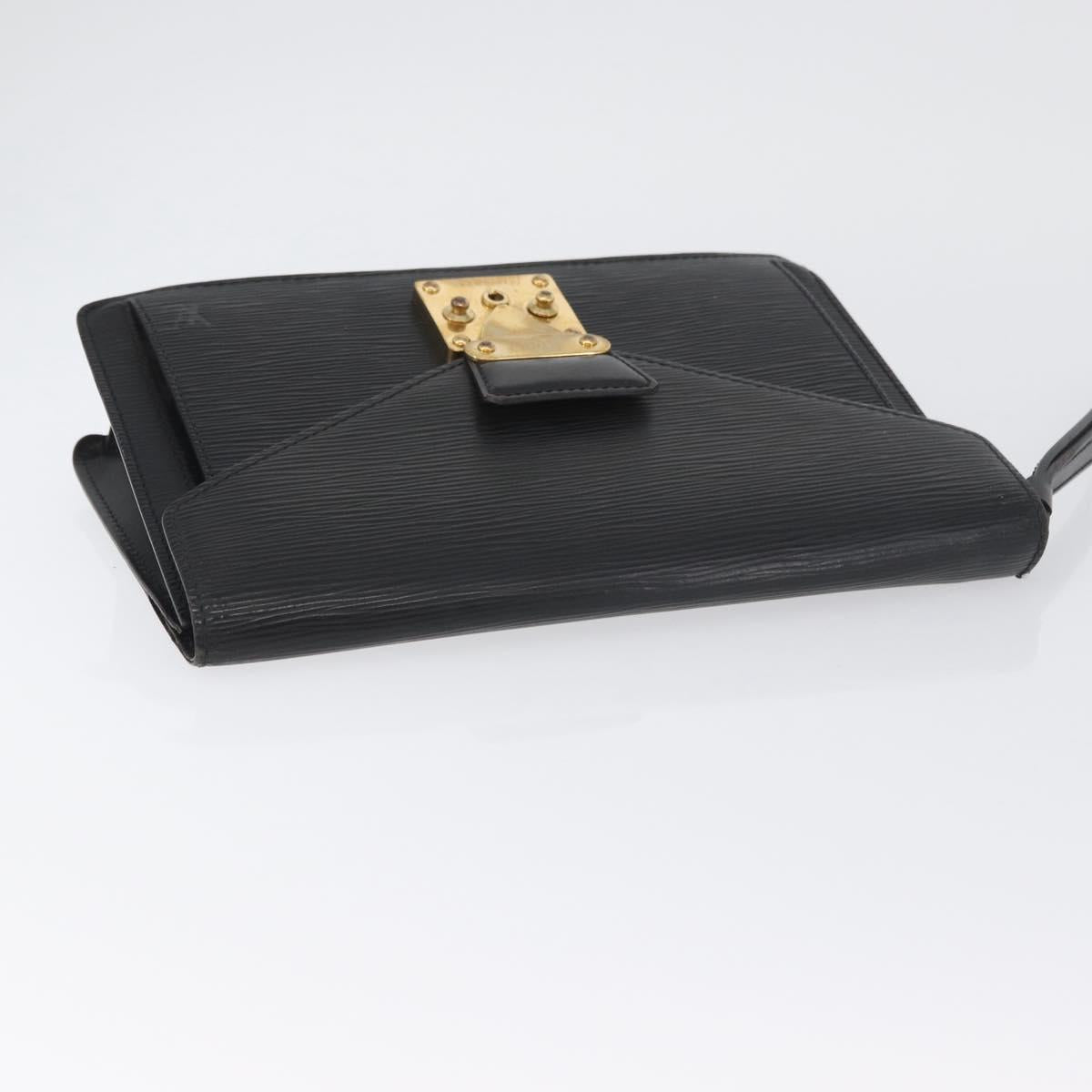 LOUIS VUITTON Epi Serie Dragonne Clutch Bag Black Noir M52612 LV Auth LNZ734