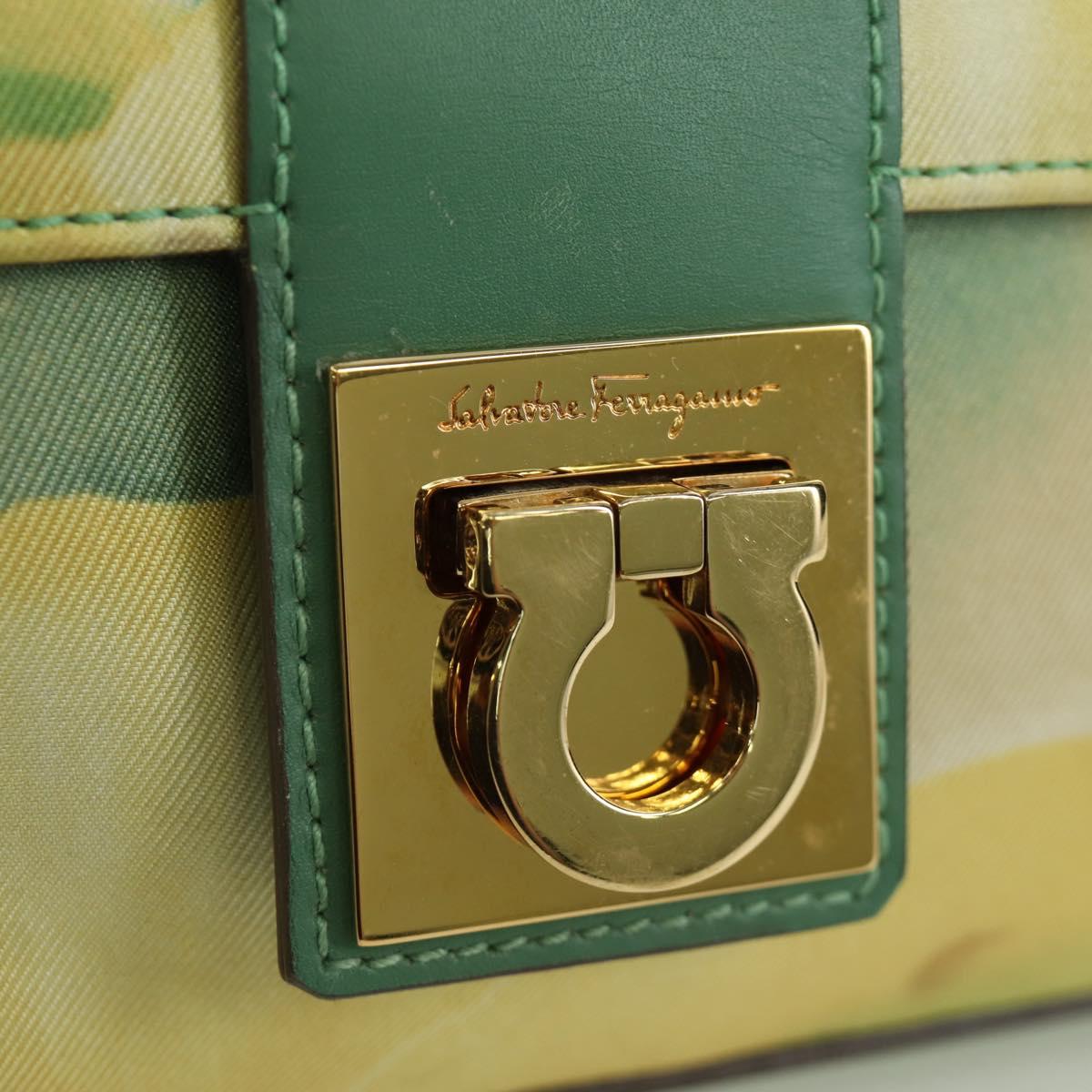 Salvatore Ferragamo Gancini Shoulder Bag Leather Green Gold Auth LNZ984A