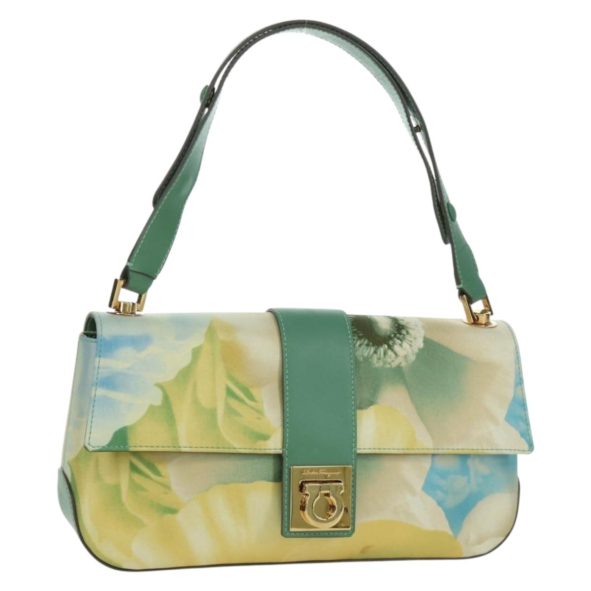 Salvatore Ferragamo Gancini Shoulder Bag Leather Green Gold Auth LNZ984A
