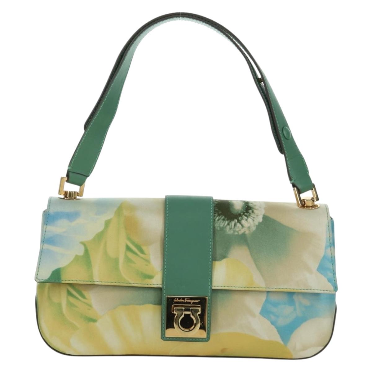 Salvatore Ferragamo Gancini Shoulder Bag Leather Green Gold Auth LNZ984A