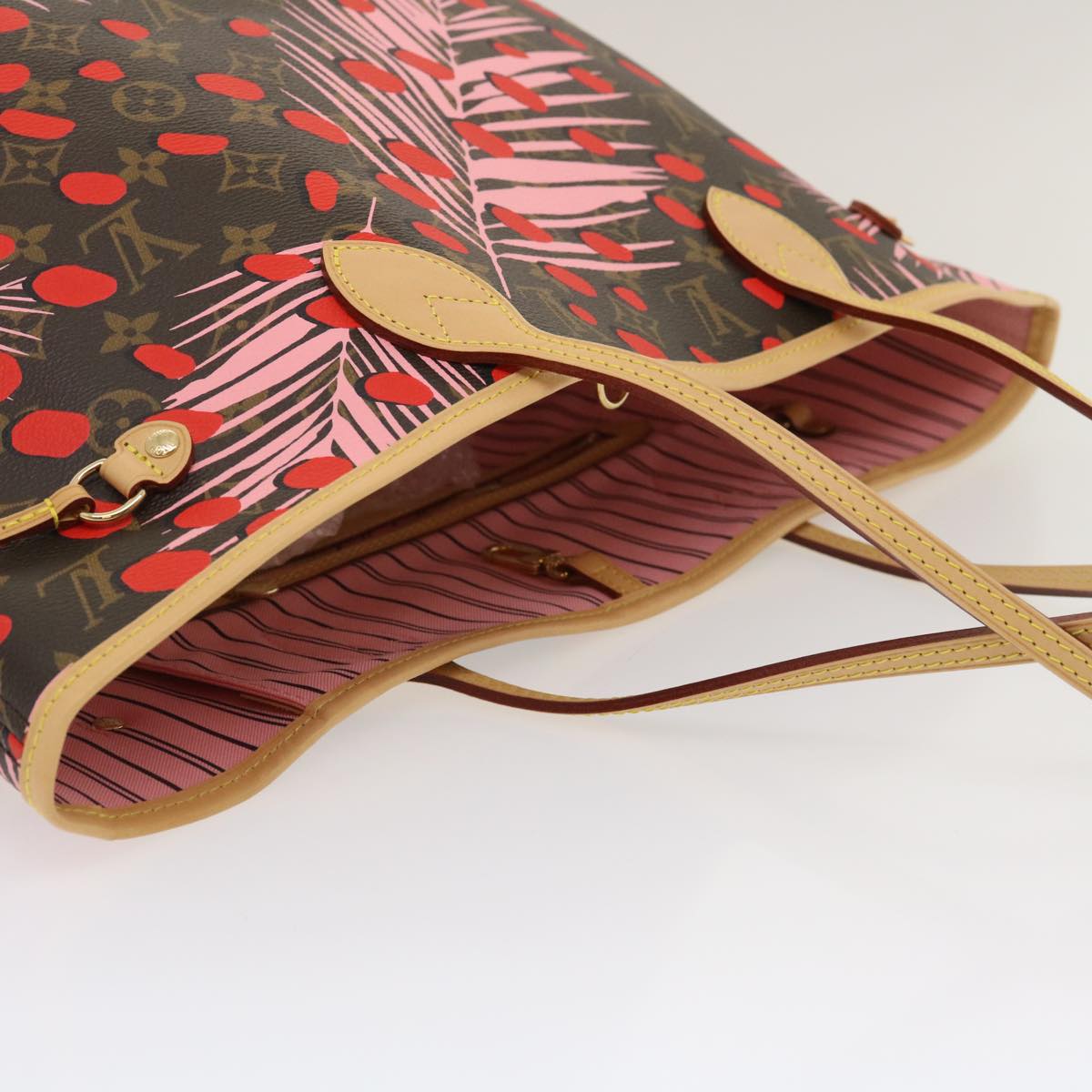 LOUIS VUITTON Monogram Jungle Dot Neverfull MM Tote Bag M41979 LV Auth 67490SV