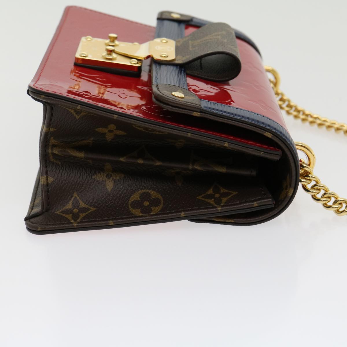 LOUIS VUITTON Vernis Wynwood Shoulder Bag Red scarlet M90517 LV Auth lt554SM