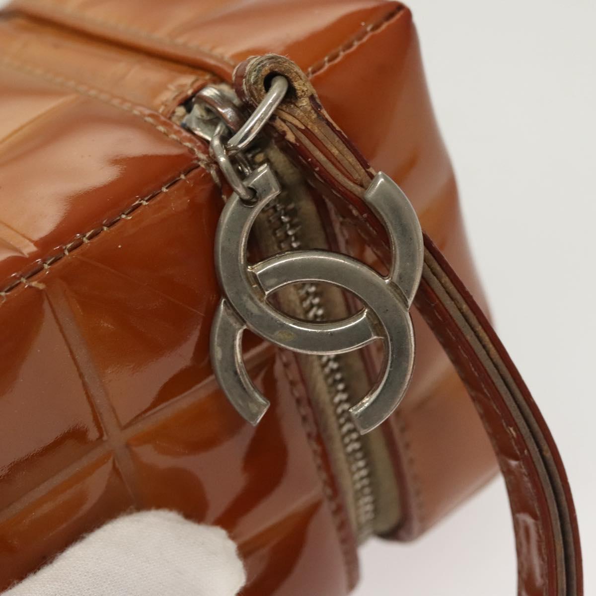 CHANEL Choco Bar Cube Pouch Patent leather Brown Silver CC Auth mr1474
