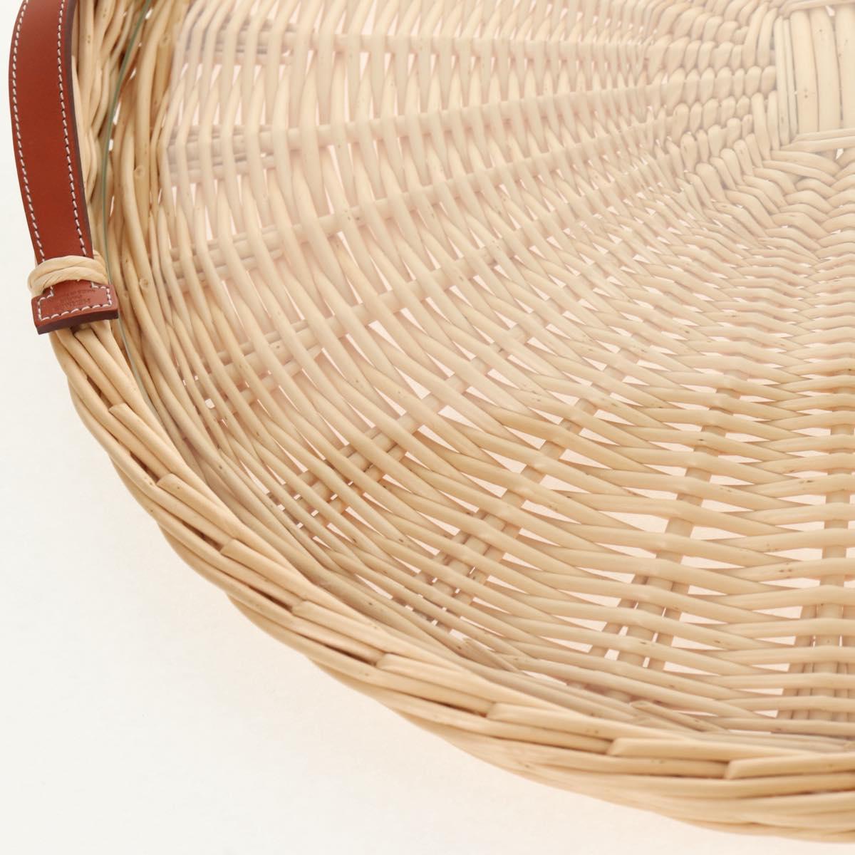 HERMES Wicker Round Tray Ozre Wood Beige Auth mr1545SAV