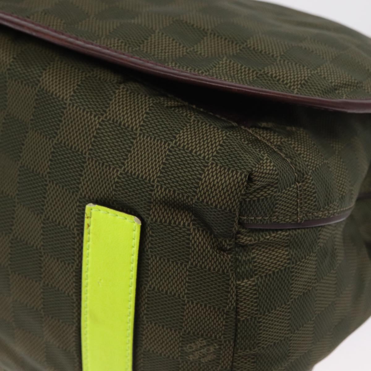 LOUIS VUITTON Damier Challenge Nylon Messenger bag Bag Khaki N41239 Auth mr1791
