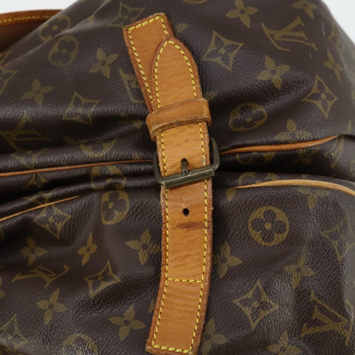 LOUIS VUITTON Monogram Saumur 43 Shoulder Bag M42252 LV Auth mr1947