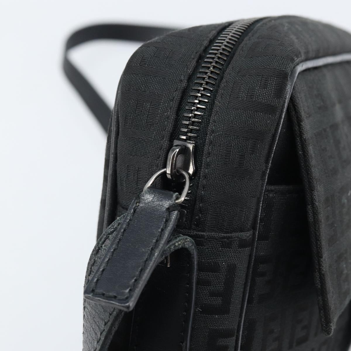 FENDI Zucchino Canvas Shoulder Bag Black Silver Auth mr2153V
