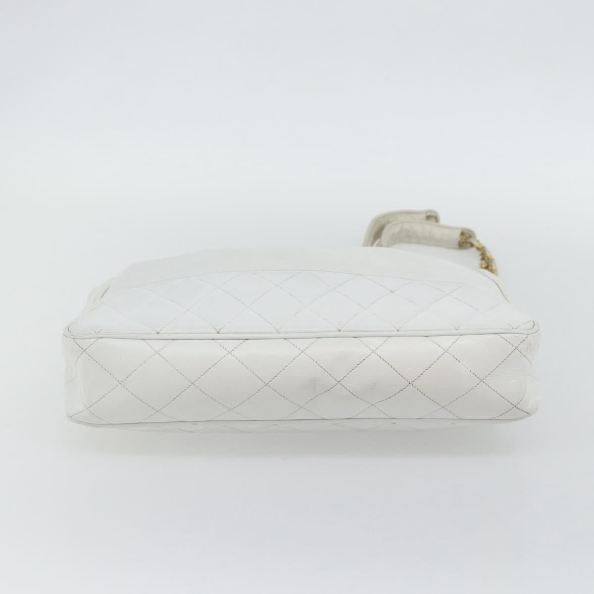 CHANEL Chain Shoulder Bag Leather White Gold CC Auth mr2247