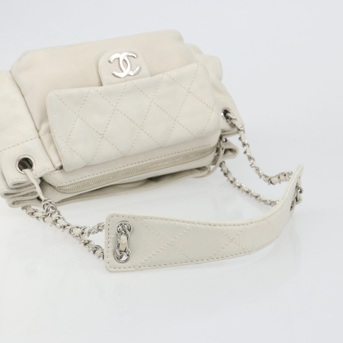 CHANEL Matelasse Chain Shoulder Bag Caviar Skin White Silver CC Auth mr2505