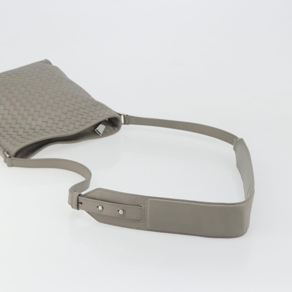 BOTTEGA VENETA INTRECCIATO Shoulder Bag Leather Gray Silver Auth mr2576A