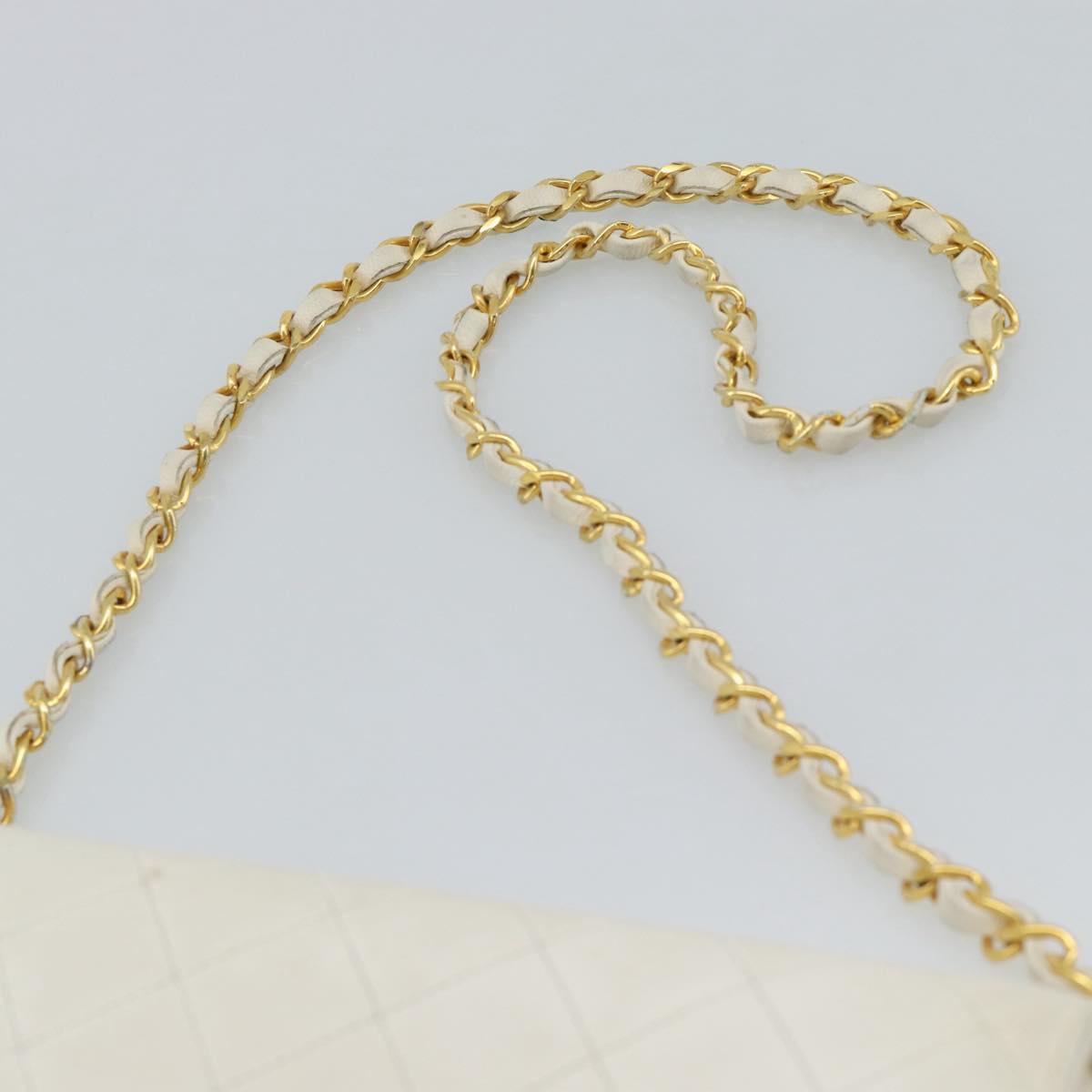 CHANEL Matelasse Chain Shoulder Bag Leather White Gold CC Auth mr2797