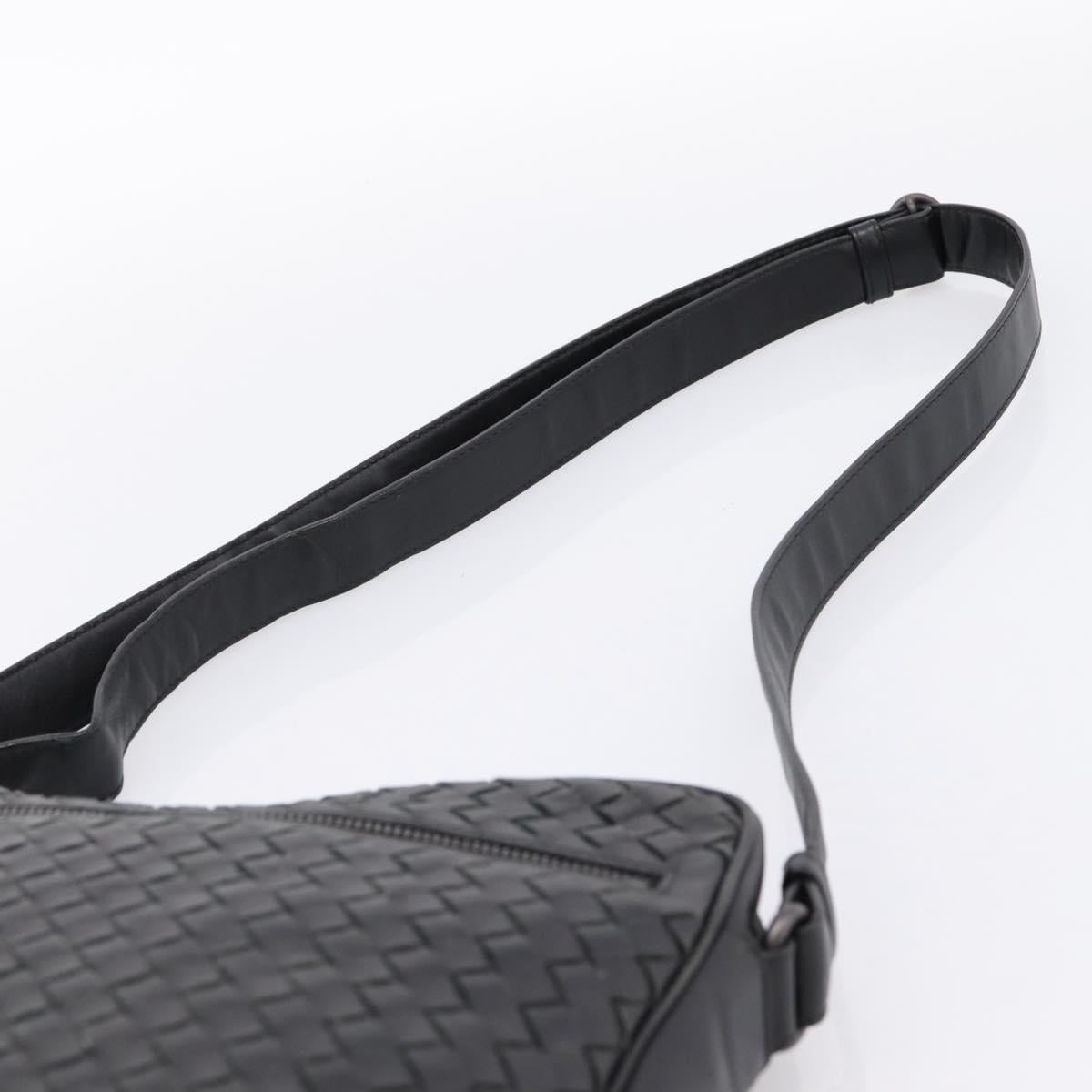 BOTTEGA VENETA INTRECCIATO Shoulder Bag Leather Black Silver Auth mr2878V