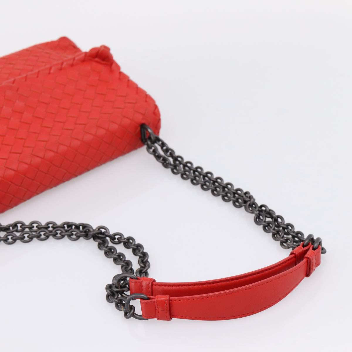 Bottega Veneta INTRECCIATO Chain Shoulder Bag Leather Red Auth mr2950A