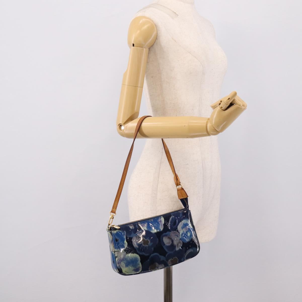 LOUIS VUITTON Vernis Ikat Flower Pochette Accessoires Blue M90041 Auth mr2953A