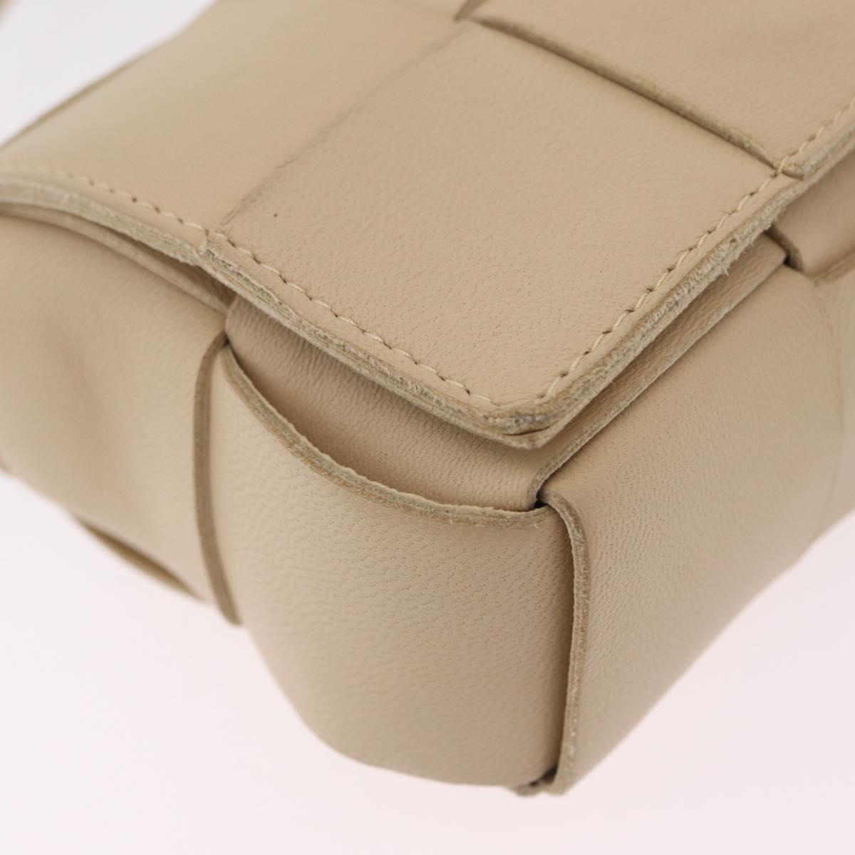 BOTTEGA VENETA MAXI INTRECCIATO Candy Cassette Bag Leather Beige Auth mr2981A