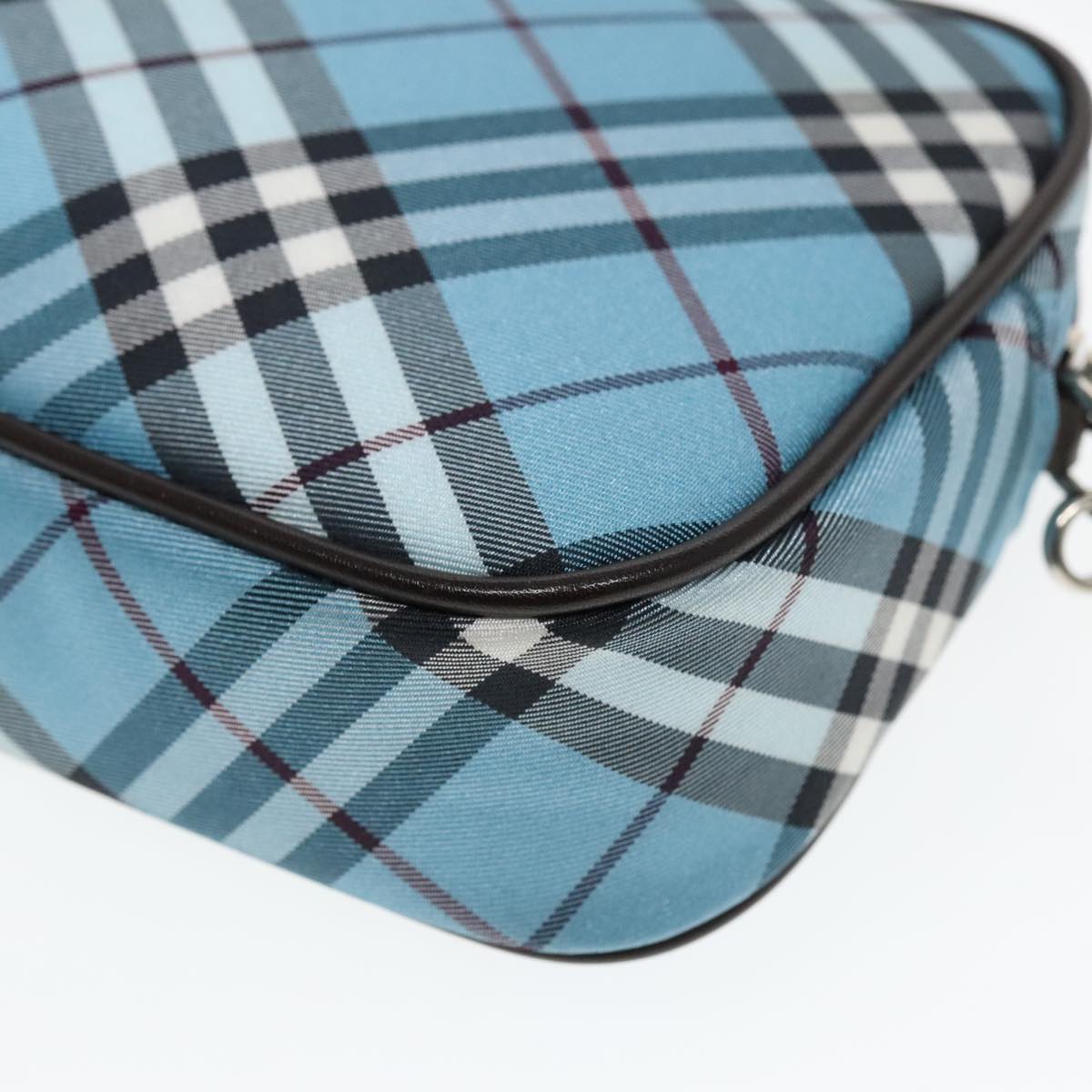 BURBERRY Nova Check Blue Label Pouch Nylon Light Blue Silver Auth mr529