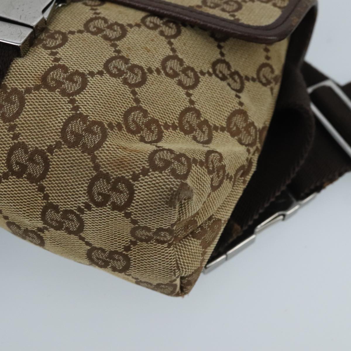 GUCCI GG Canvas Waist bag Beige Silver Auth mr648