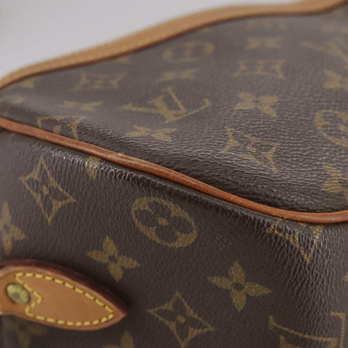 LOUIS VUITTON Monogram Blois Shoulder Bag M51221 LV Auth mr943