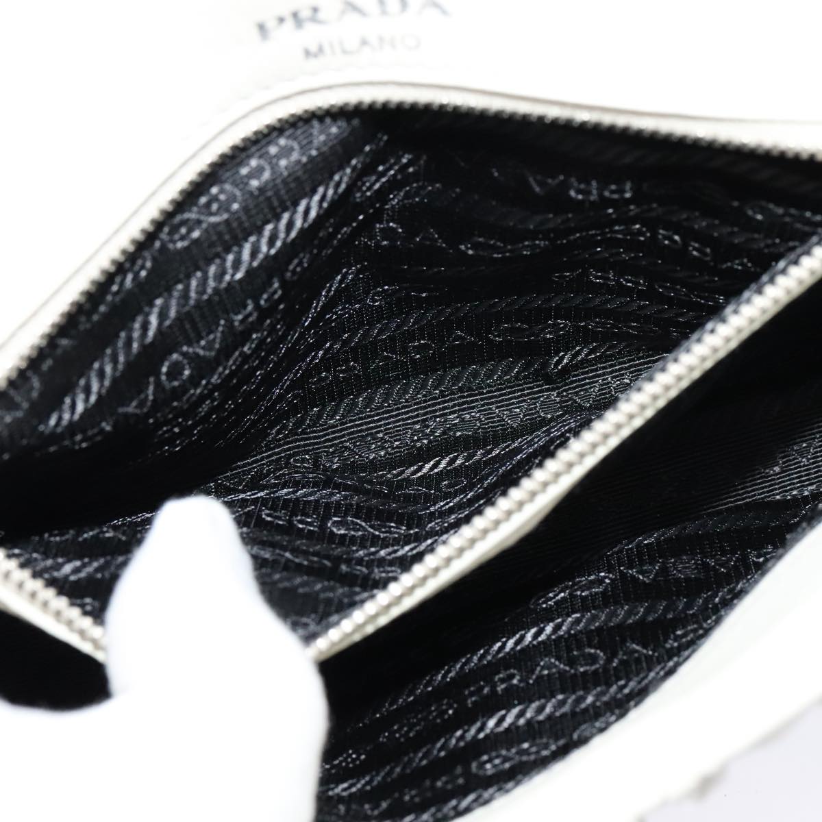 PRADA Gathered Chain Shoulder Bag Leather White Silver Auth mr992