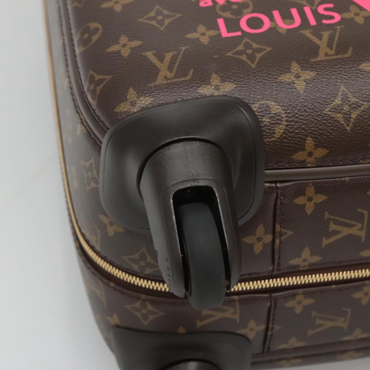 LOUIS VUITTON Monogram V Line Zephyr 55 suitcase Pink LV Auth MY086
