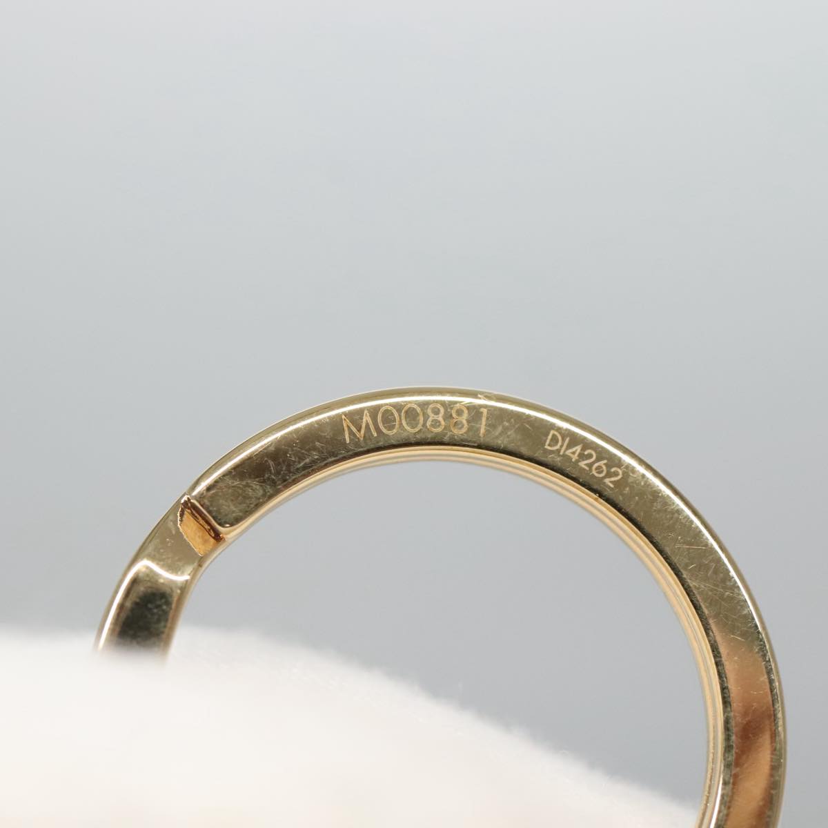 LOUIS VUITTON Porte Cles Illustre Charm metal Gold M00881 LV Auth MY094