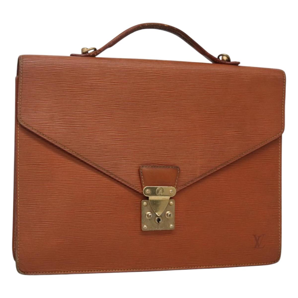 LOUIS VUITTON Epi Porte Documents Bandouliere Zipangu Gold M54468 LV Auth MY117