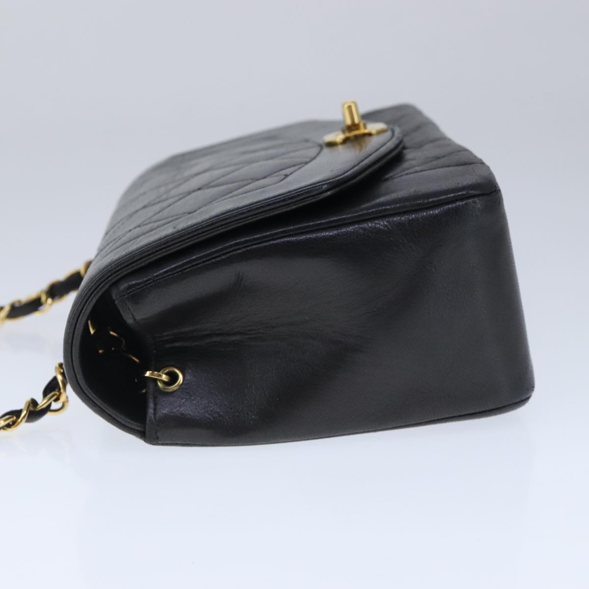 CHANEL Diana 22 Chain Shoulder Bag Lamb Skin Black Gold CC Auth PP029V
