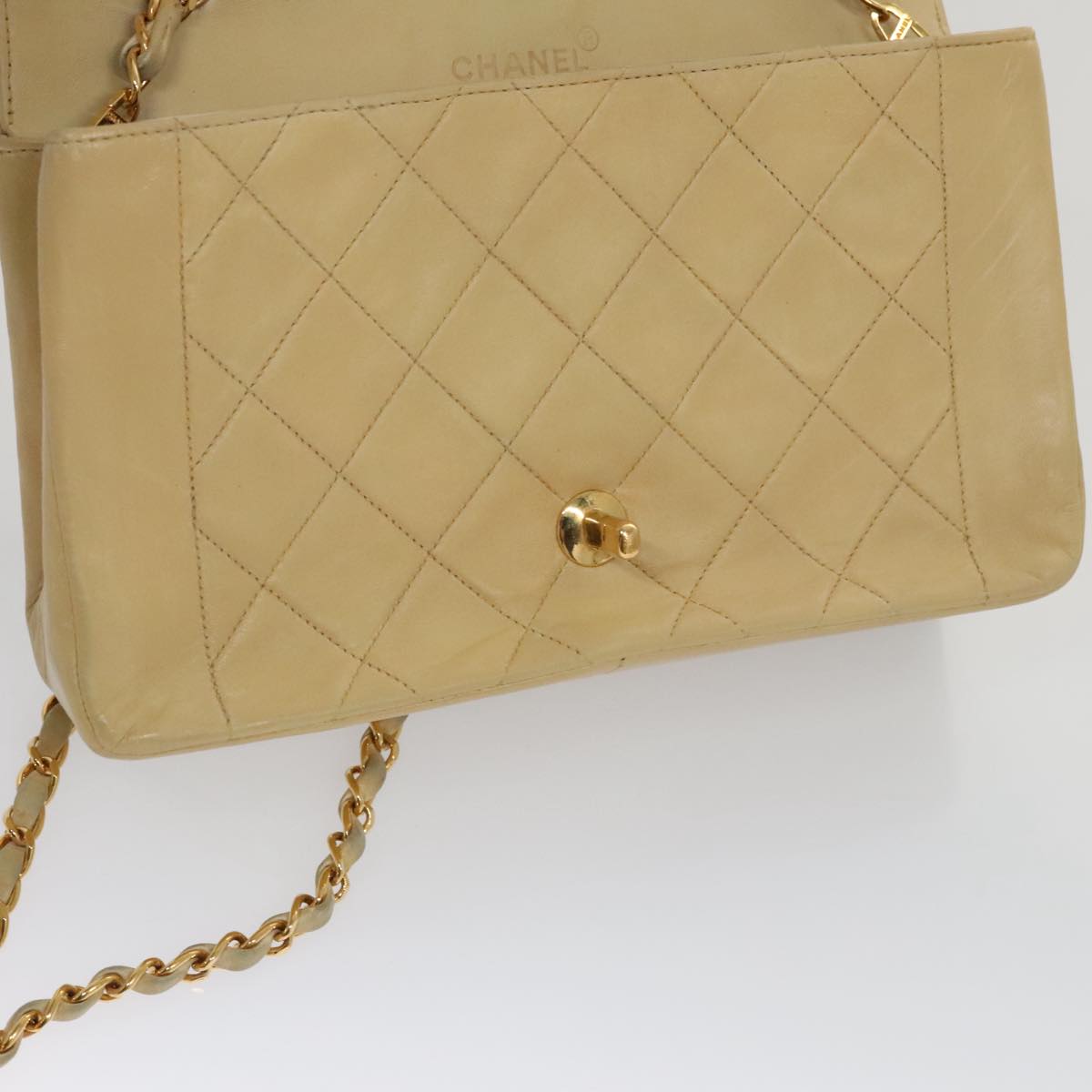 CHANEL Diana 25 Chain Shoulder Bag Lamb Skin Beige Gold CC Auth PP039