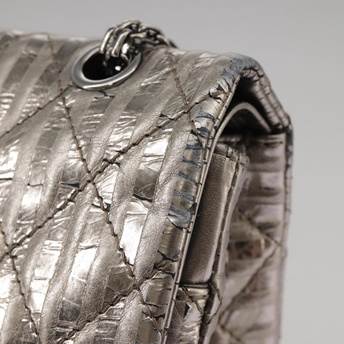 CHANEL Matelasse 25.5 Double Chain Bag Coated leather Silver tone CC Auth PP046