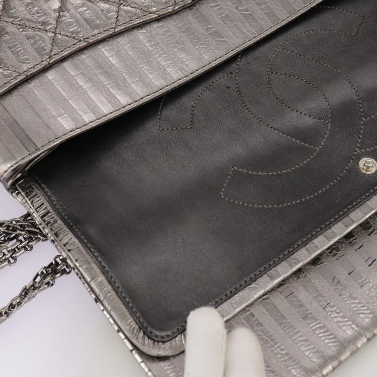 CHANEL Matelasse 25.5 Double Chain Bag Coated leather Silver tone CC Auth PP046
