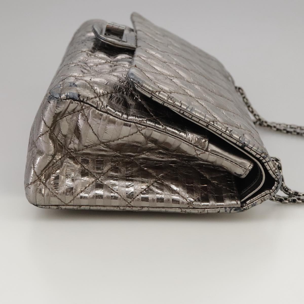 CHANEL Matelasse 25.5 Double Chain Bag Coated leather Silver tone CC Auth PP046