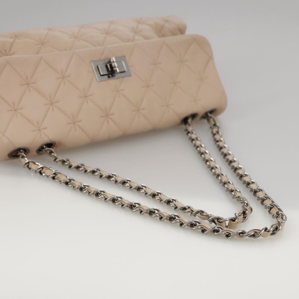 CHANEL Matelasse Chain Shoulder Bag Caviar Skin Pink CC Auth PP047
