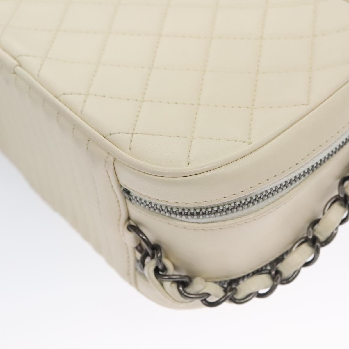 CHANEL Matelasse Chain Shoulder Bag Lamb Skin White CC Auth PP060