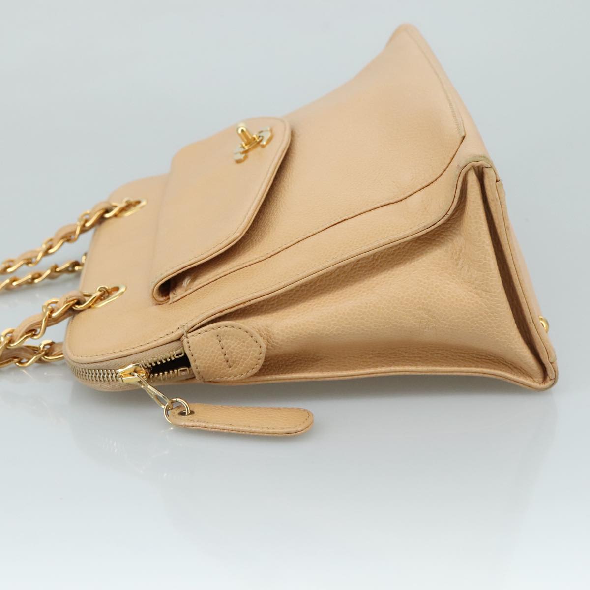 CHANEL Chain Shoulder Bag Caviar Skin Beige Gold CC Auth PP063V