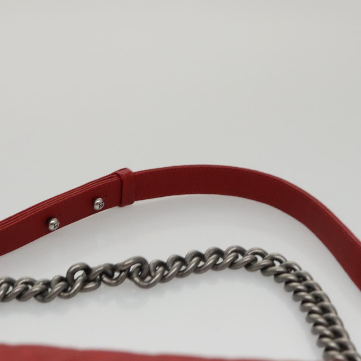 CHANEL Matelasse Chain Shoulder Bag Caviar Skin Red Gold CC Auth PP074