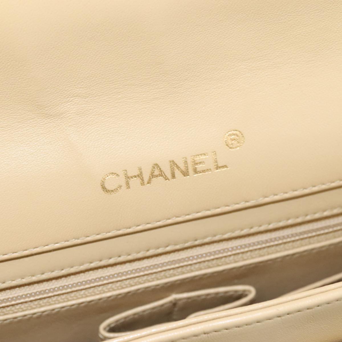 CHANEL Matelasse Chain Shoulder Bag Lamb Skin Beige Gold CC Auth PP077
