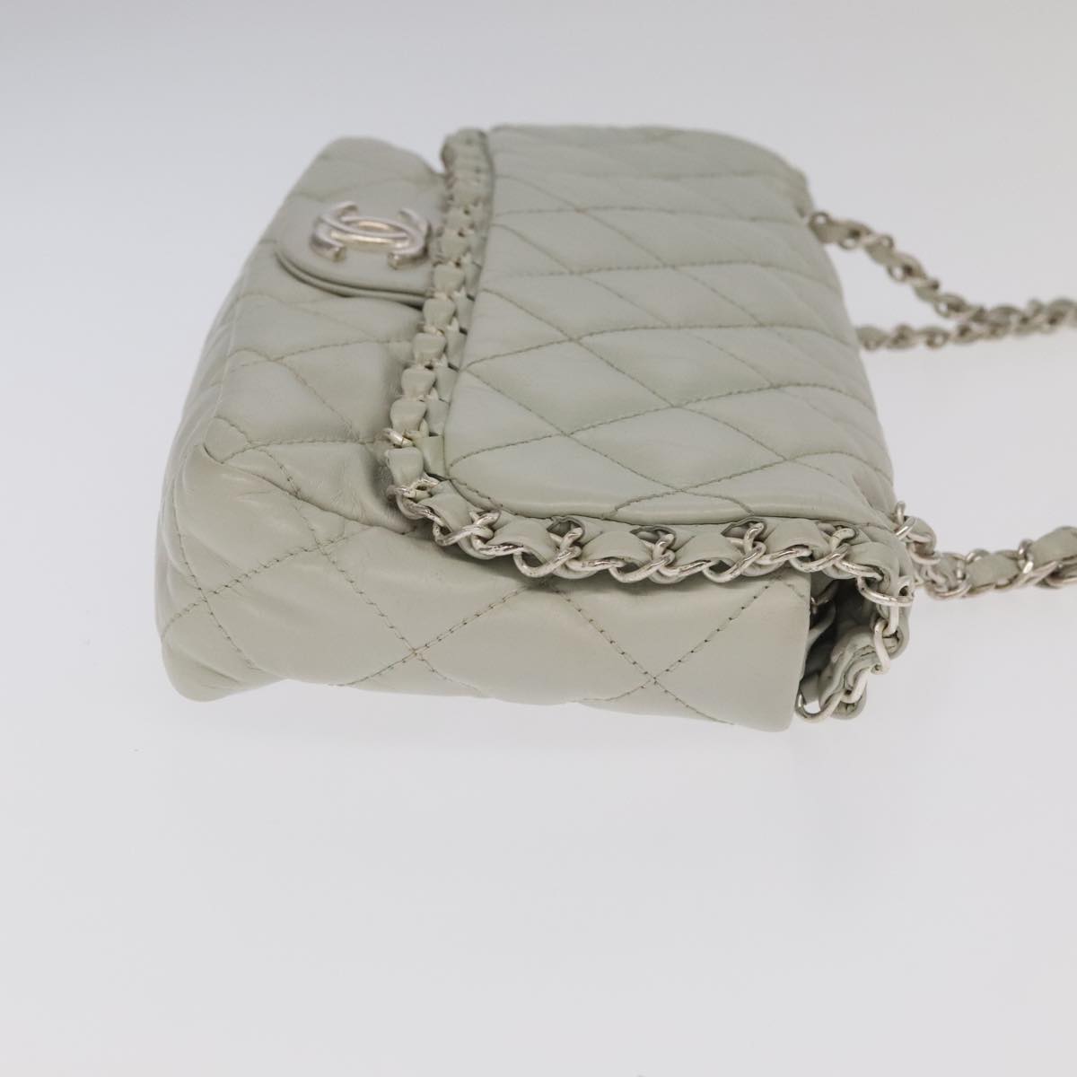 CHANEL Matelasse Chain Shoulder Bag Leather White Silver CC Auth PP083