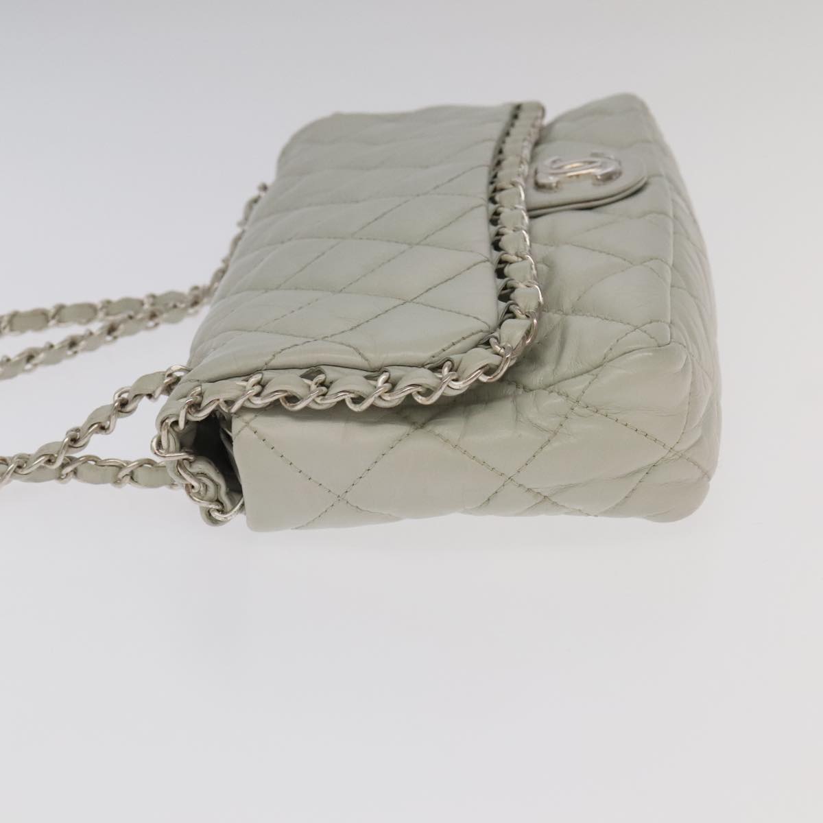 CHANEL Matelasse Chain Shoulder Bag Leather White Silver CC Auth PP083