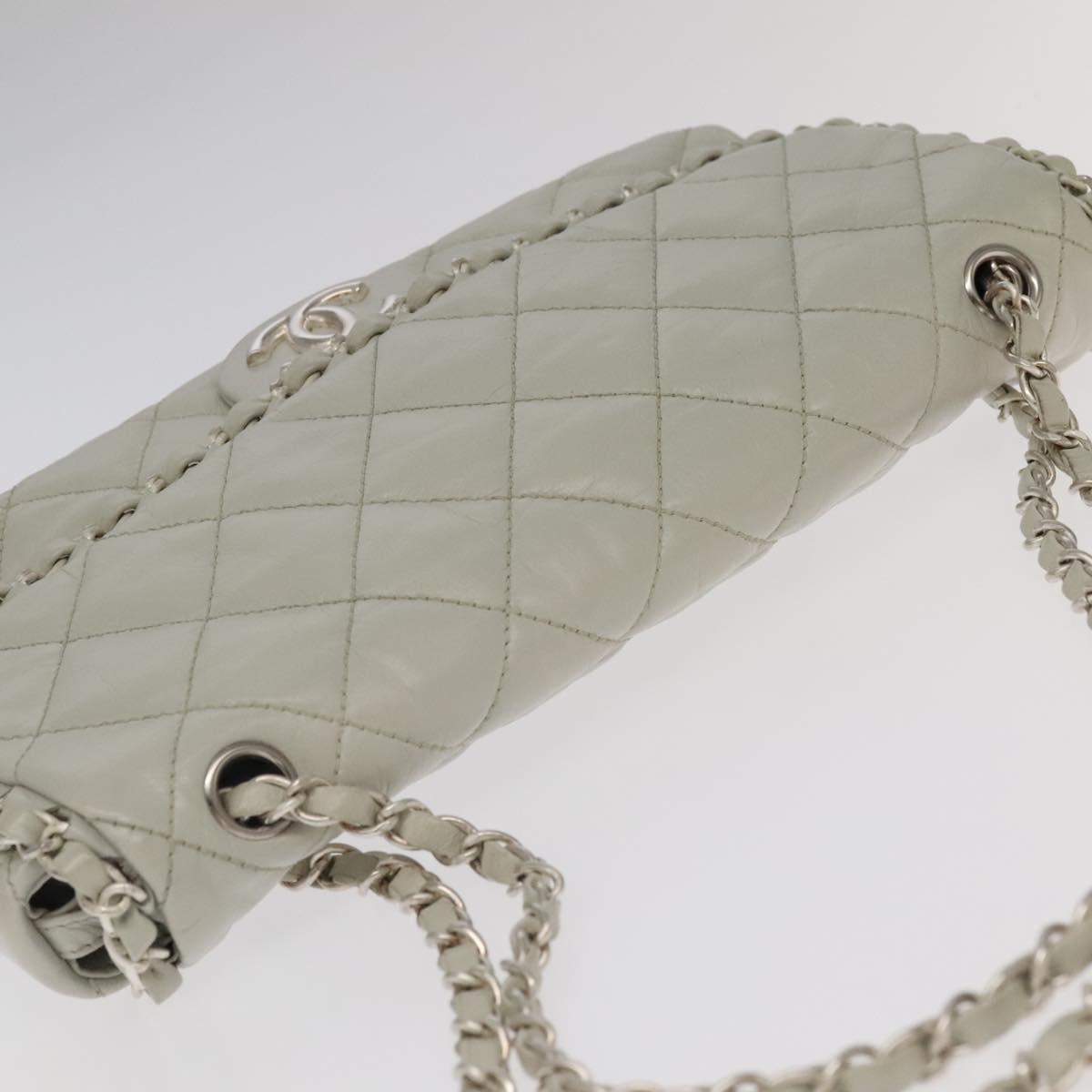 CHANEL Matelasse Chain Shoulder Bag Leather White Silver CC Auth PP083