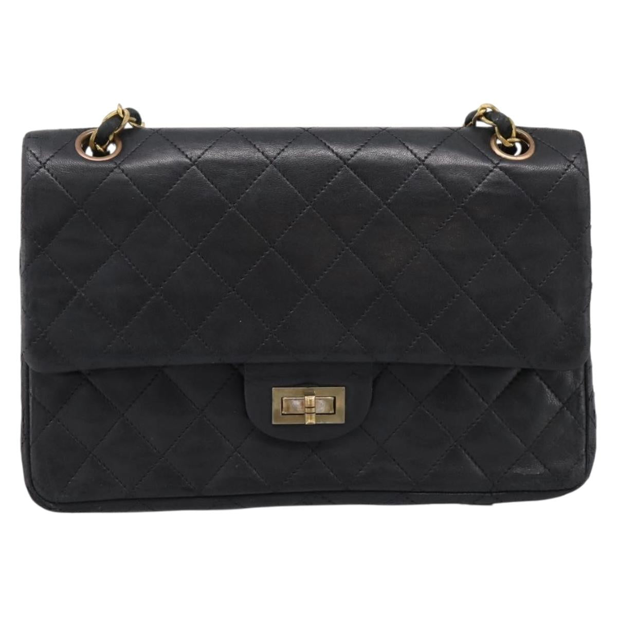 CHANEL Matelasse 25.5 Double Flap Chain Bag Lamb Skin Black Gold CC Auth PP249