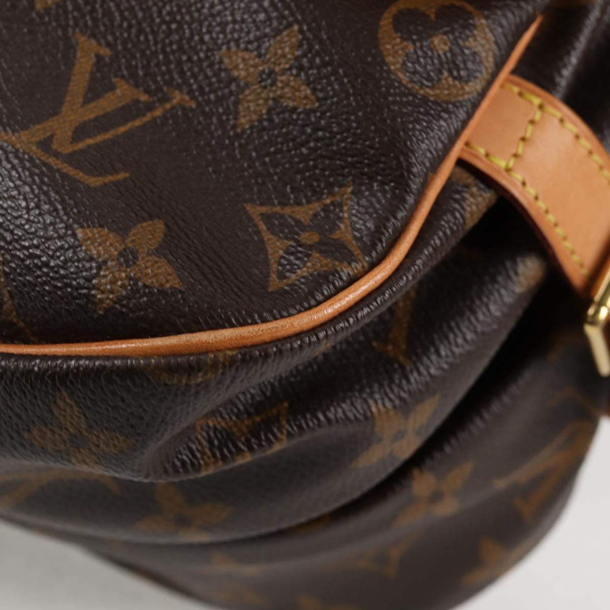 LOUIS VUITTON Monogram Saumur 35 Shoulder Bag M42254 LV Auth PP736V