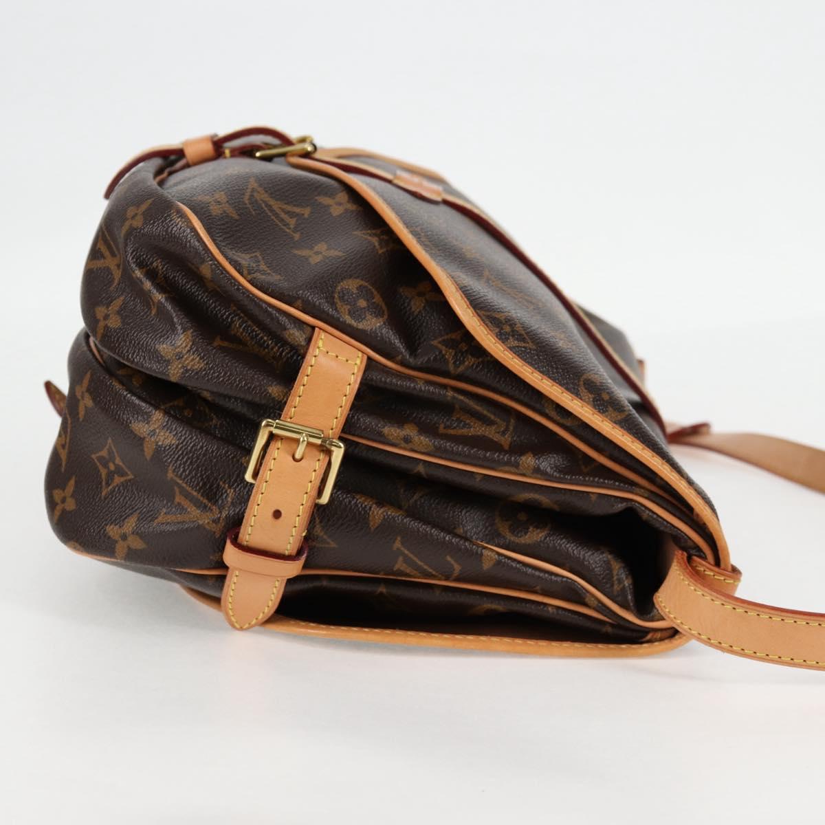LOUIS VUITTON Monogram Saumur 35 Shoulder Bag M42254 LV Auth PP736V