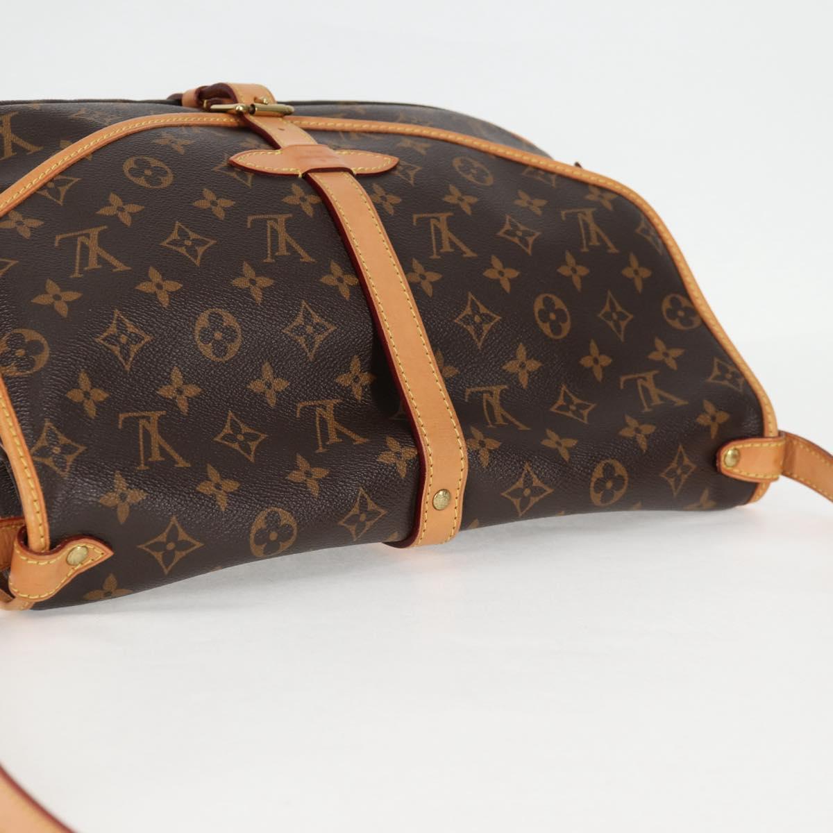 LOUIS VUITTON Monogram Saumur 35 Shoulder Bag M42254 LV Auth PP736V