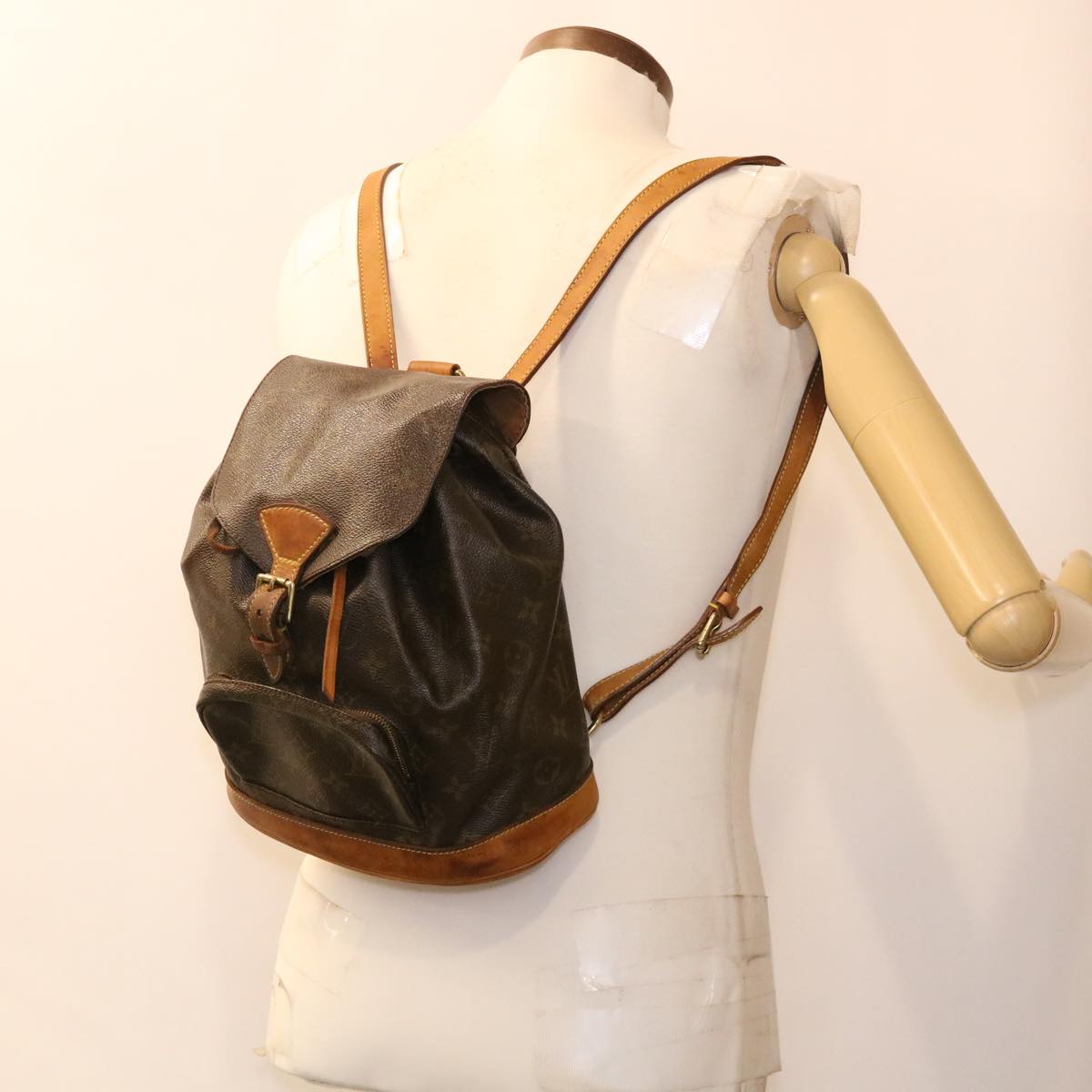 LOUIS VUITTON Monogram Montsouris MM Backpack M51136 LV Auth rd4674