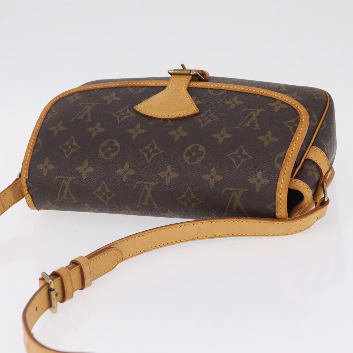 LOUIS VUITTON Monogram Sologne Shoulder Bag M42250 LV Auth RV010