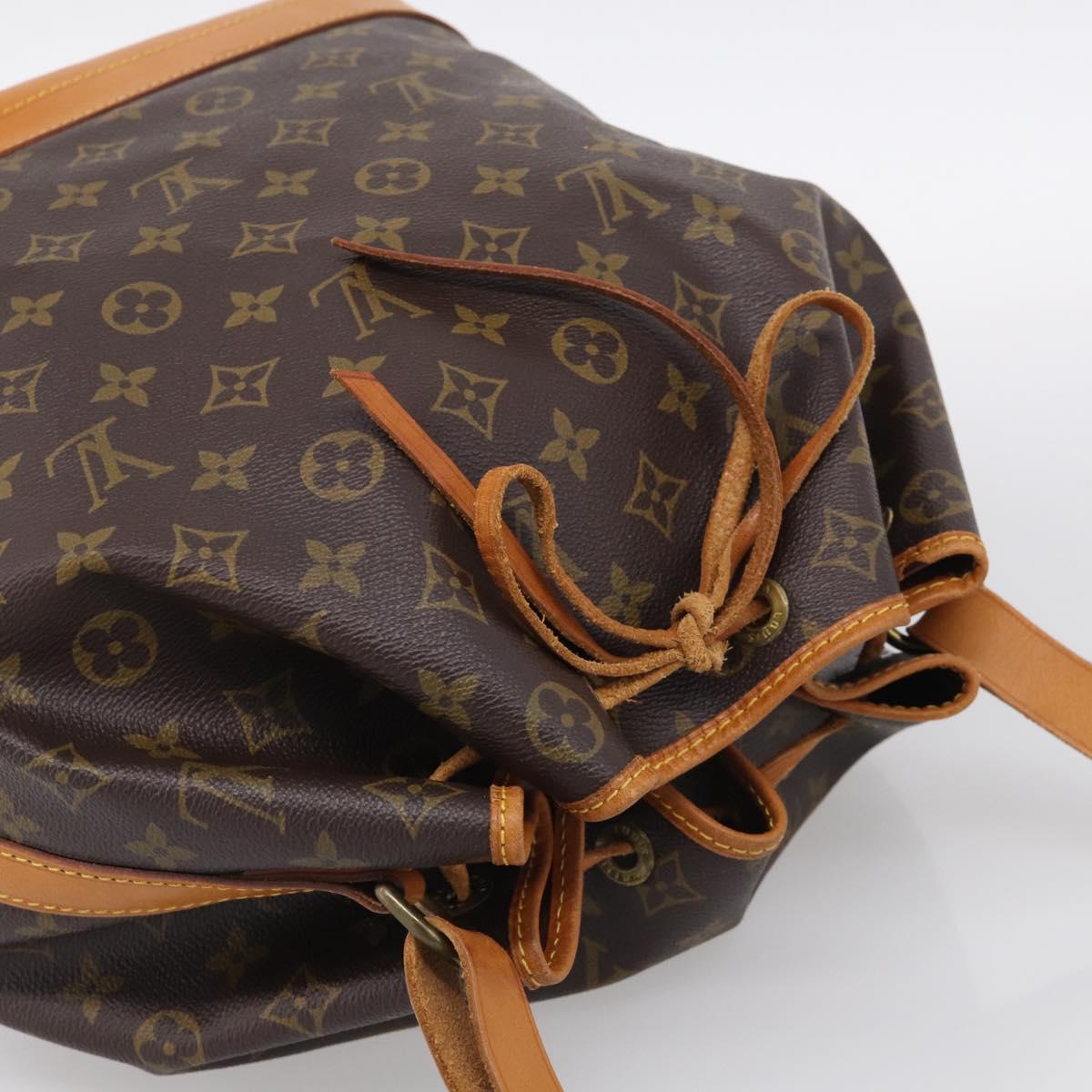 LOUIS VUITTON Monogram Noe Shoulder Bag M42224 LV Auth RV023V