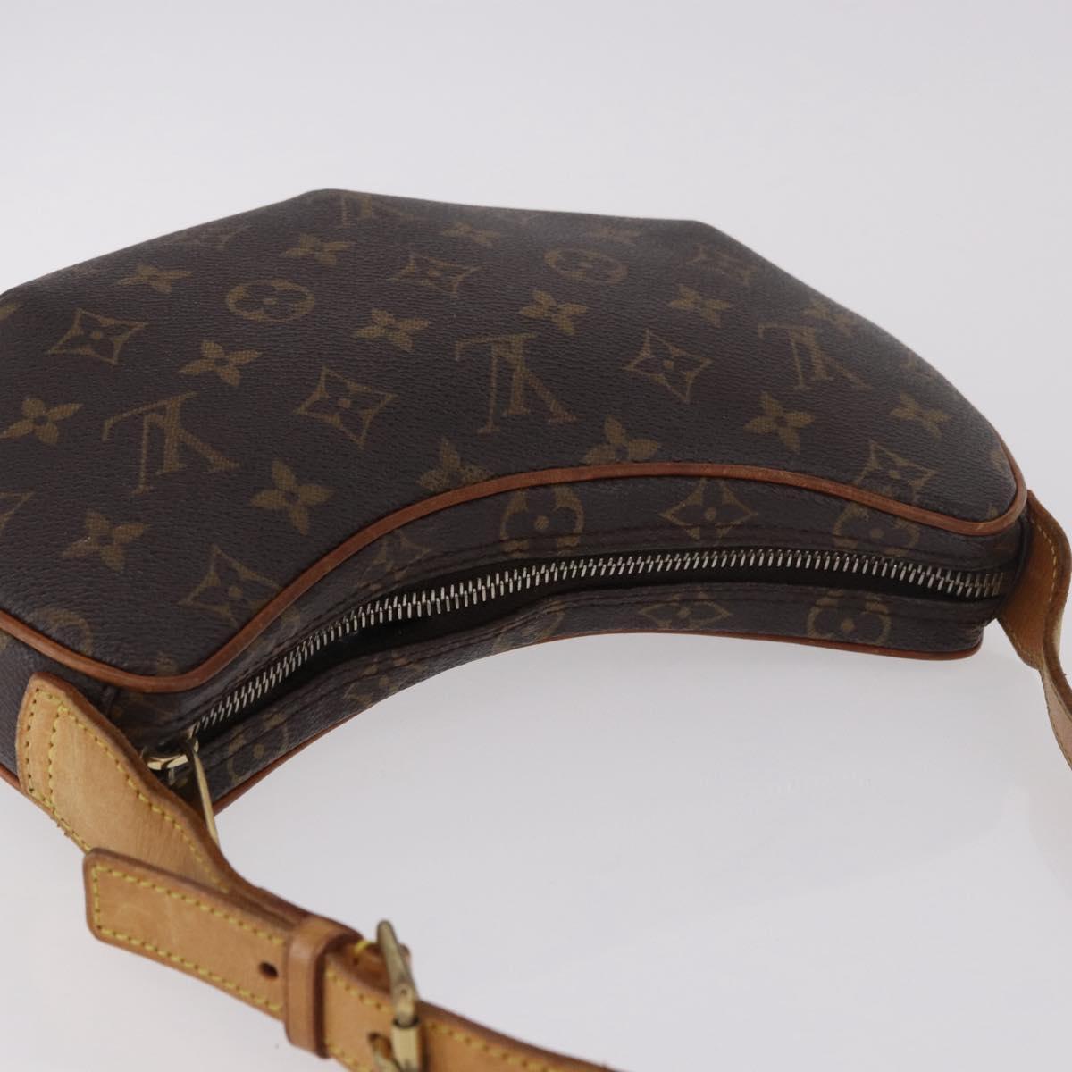 LOUIS VUITTON Monogram Pochette Croissant Shoulder Bag M51510 LV Auth S1786