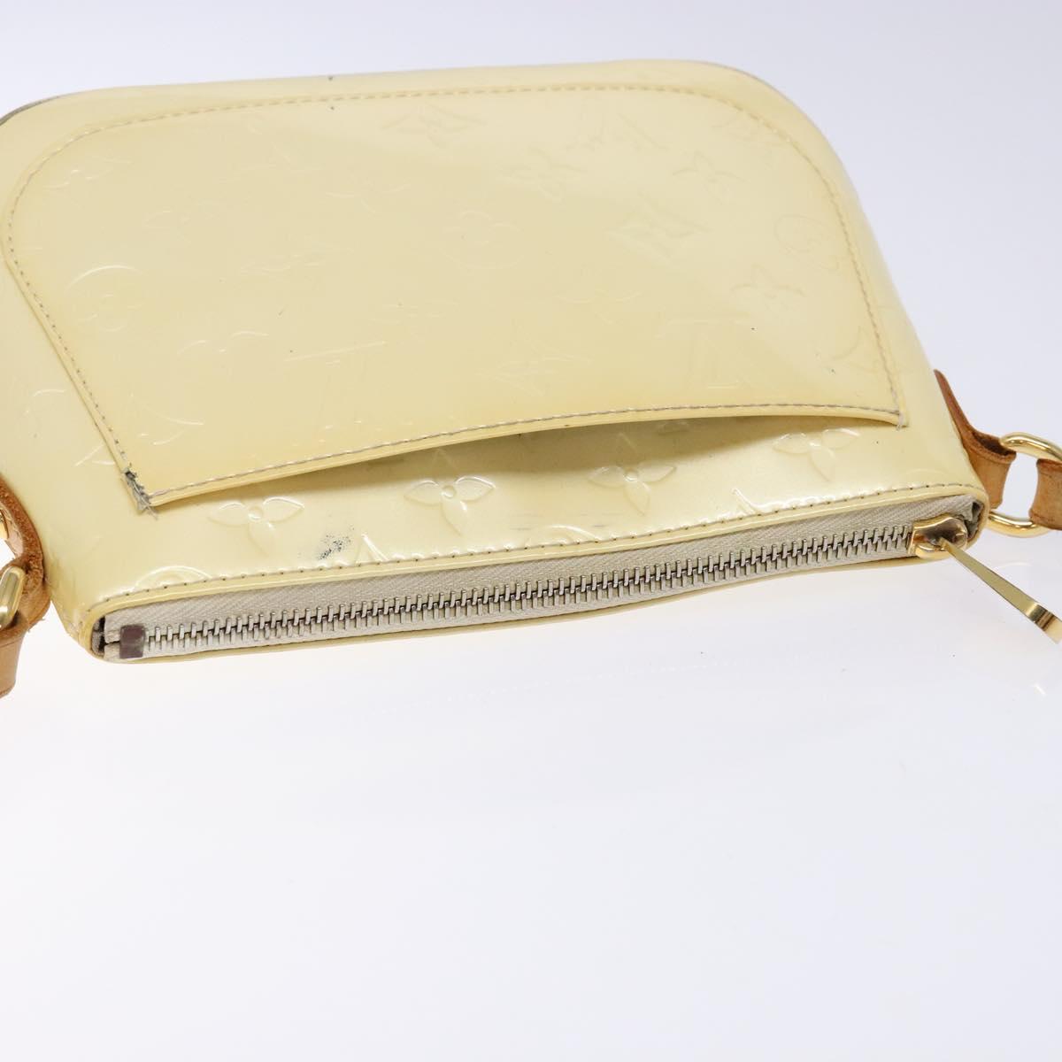 LOUIS VUITTON Monogram Vernis Minna Street Shoulder Bag Perle M91509 Auth sw1083