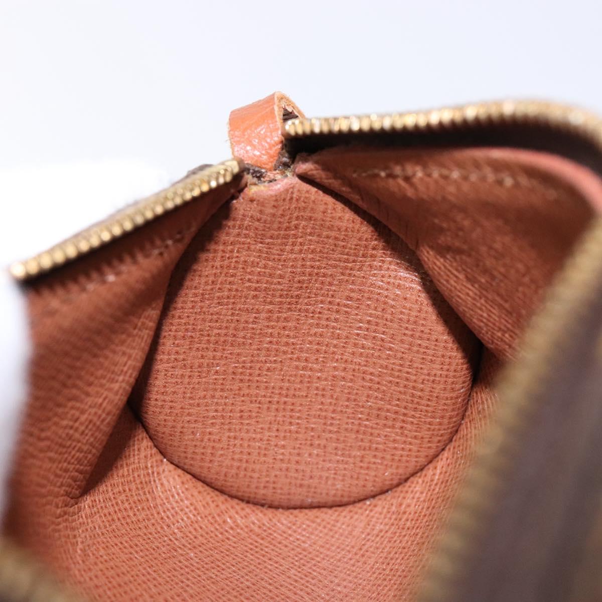 LOUIS VUITTON Monogram Papillon Pouch LV Auth sw1415